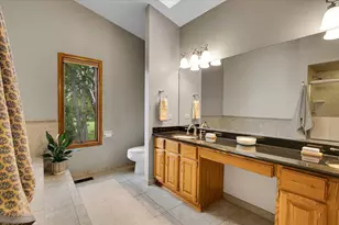 90 Briargate Rd, Cary, IL 60013 - Photo 17