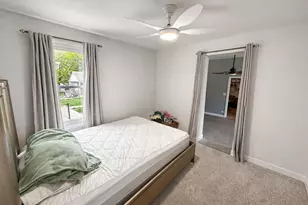 913 Flossmoor Ave, Waukegan, IL 60085 - Photo 13
