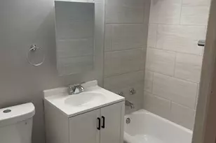 109 S Elmwood Ave, Oak Park, IL 60302 - Photo 9