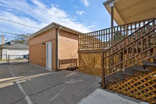 2031 N 74th Ave, Elmwood Park, IL 60707 - Photo 15