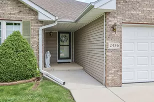 2436 Kristi Ln, Rockford, IL 61102 - Photo 3