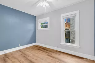 211 N Wright St, Naperville, IL 60540 - Photo 9