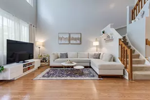 139 E Lake Ridge Dr, Glendale Heights, IL 60139 - Photo 15