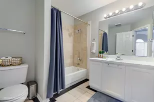 139 E Lake Ridge Dr, Glendale Heights, IL 60139 - Photo 23