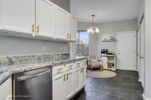 139 E Lake Ridge Dr, Glendale Heights, IL 60139 - Photo 7