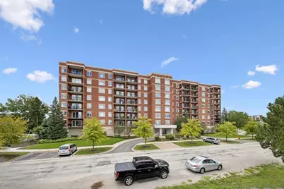 5555 N Cumberland Avenue #804, Chicago, IL 60656 - Photo 1