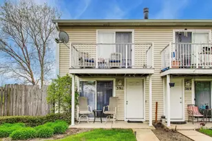 391 Meadow Green Ln, Round Lake Beach, IL 60073 - Photo 25