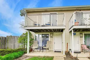 391 Meadow Green Ln, Round Lake Beach, IL 60073 - Photo 21