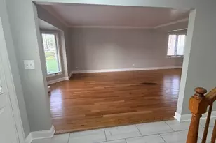 5327 Northwestern Dr, Matteson, IL 60443 - Photo 3