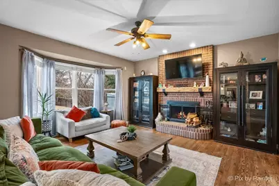 39W901 Carl Sandburg Road, Saint Charles, IL 60175 - Photo 15