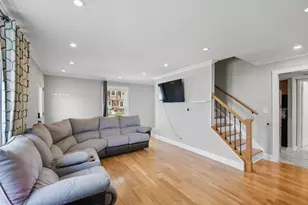 2312 Hyde Ct, Schaumburg, IL 60194 - Photo 5