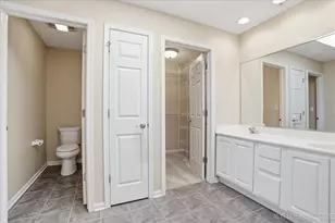 1502 Hartsburg Ln, North Aurora, IL 60542 - Photo 21