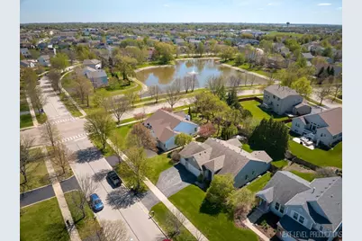 1502 Hartsburg Lane, North Aurora, IL 60542 - Photo 35