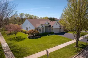 1502 Hartsburg Ln, North Aurora, IL 60542 - Photo 43
