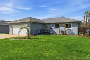 1721 W Galena Blvd, Aurora, IL 60506 - Photo 1