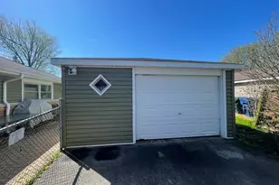 315 Sauganash St, Park Forest, IL 60466 - Photo 23