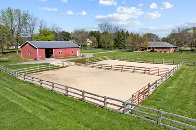 12282 N Grove Road, Sycamore, IL 60178 - Photo 37