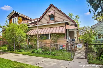 1233 Park Avenue, North Chicago, IL 60064 - Photo 1