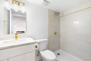 9048 Oneill Dr, Burr Ridge, IL 60527 - Photo 21