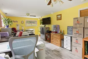 770 Woodlawn St, Hoffman Estates, IL 60169 - Photo 19