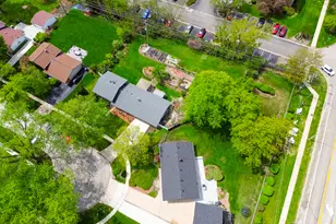 770 Woodlawn St, Hoffman Estates, IL 60169 - Photo 31