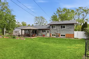 770 Woodlawn St, Hoffman Estates, IL 60169 - Photo 33