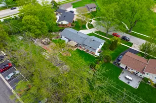 770 Woodlawn St, Hoffman Estates, IL 60169 - Photo 25