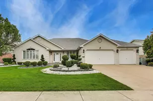 7758 Marquette Dr S, Tinley Park, IL 60477 - Photo 1