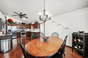 12820 S Blossom Dr, Alsip, IL 60803 - Photo 7