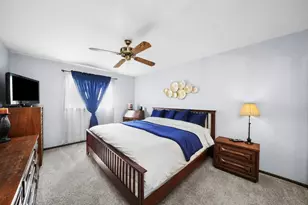 12820 S Blossom Dr, Alsip, IL 60803 - Photo 15