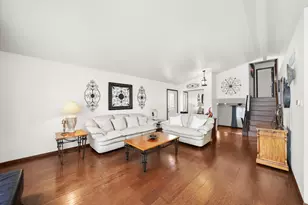 12820 S Blossom Dr, Alsip, IL 60803 - Photo 5