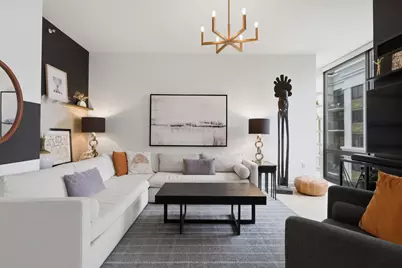 233 E 13th Street #1810, Chicago, IL 60605 - Photo 5