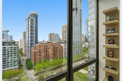 233 E 13th Street #1810, Chicago, IL 60605 - Photo 27
