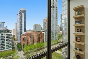 233 E 13th St, Chicago, IL 60605 - Photo 27
