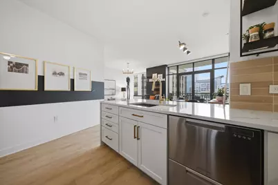 233 E 13th Street #1810, Chicago, IL 60605 - Photo 19