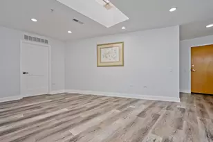 1800 Dewes St, Glenview, IL 60025 - Photo 13