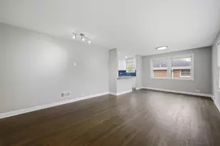9527 Lowell Ave, Skokie, IL 60076 - Photo 5