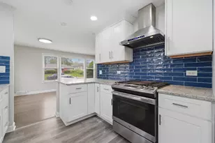 9527 Lowell Ave, Skokie, IL 60076 - Photo 11