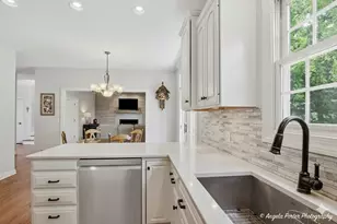 803 Silver Glen Rd, McHenry, IL 60050 - Photo 7