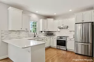 803 Silver Glen Rd, McHenry, IL 60050 - Photo 5