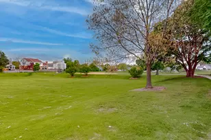 526 Spruce Ln, Lisle, IL 60532 - Photo 39