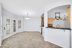 1252 Townes Cir, Aurora, IL 60502 - Photo 13