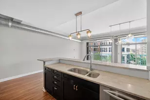 920 W Madison St, Chicago, IL 60607 - Photo 17