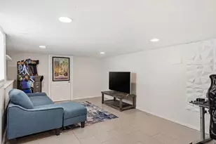 5336 N Laramie Ave, Chicago, IL 60630 - Photo 17