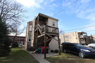 1418 E 69th Pl, Chicago, IL 60637 - Photo 7