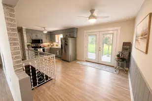 3919 Falling Leaf Dr, Rockford, IL 61109 - Photo 3