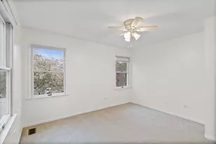 34415 N Saddle Ln, Gurnee, IL 60031 - Photo 13