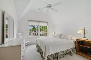 512 Oak St, Libertyville, IL 60048 - Photo 21