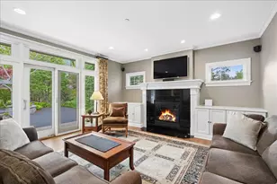 512 Oak St, Libertyville, IL 60048 - Photo 5