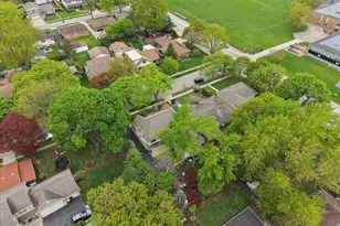 512 Oak St, Libertyville, IL 60048 - Photo 33